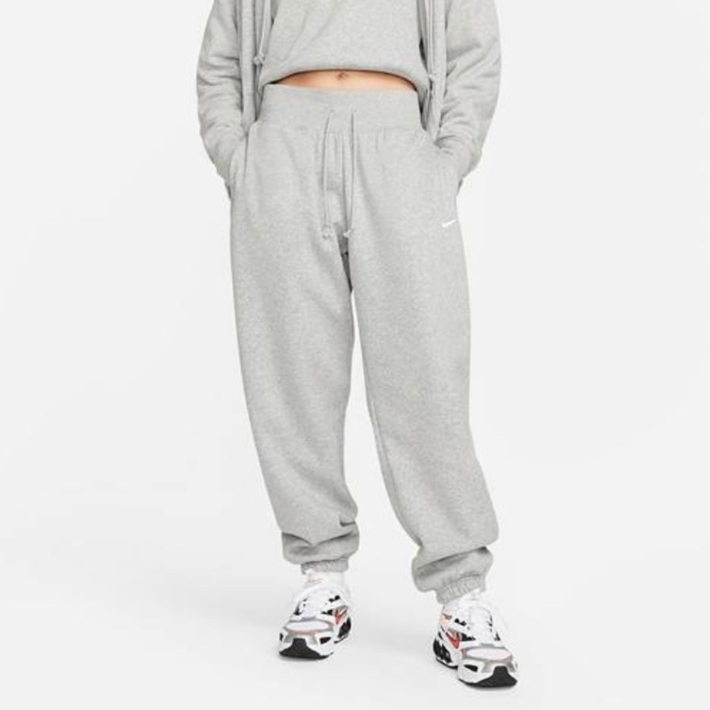 Nike Oversized High Rise sweats